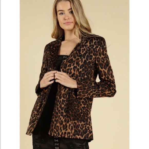 NWT clearance Leopard Print Stretch Pocket Blazer - Picture 2 of 7